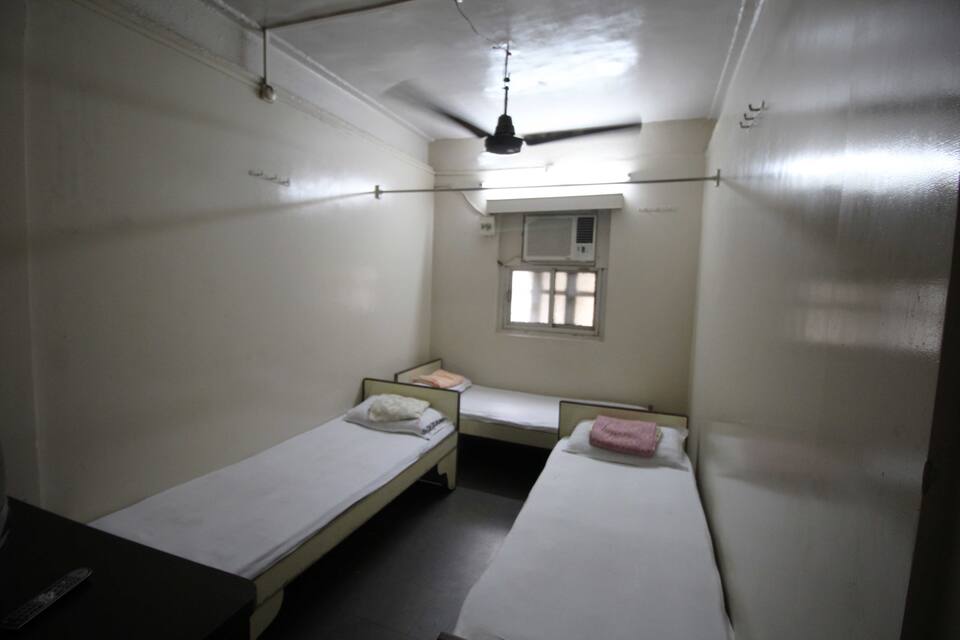 Anupam Hotel